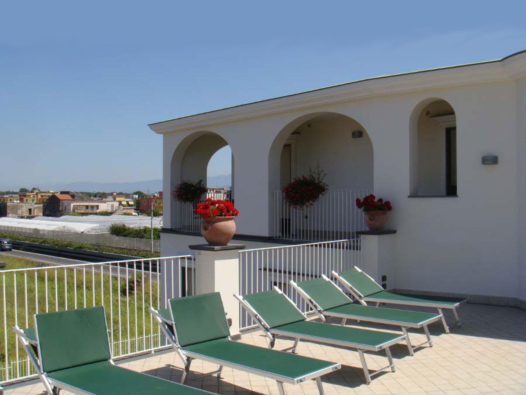 Costa Hotel Pompei Bagian luar foto
