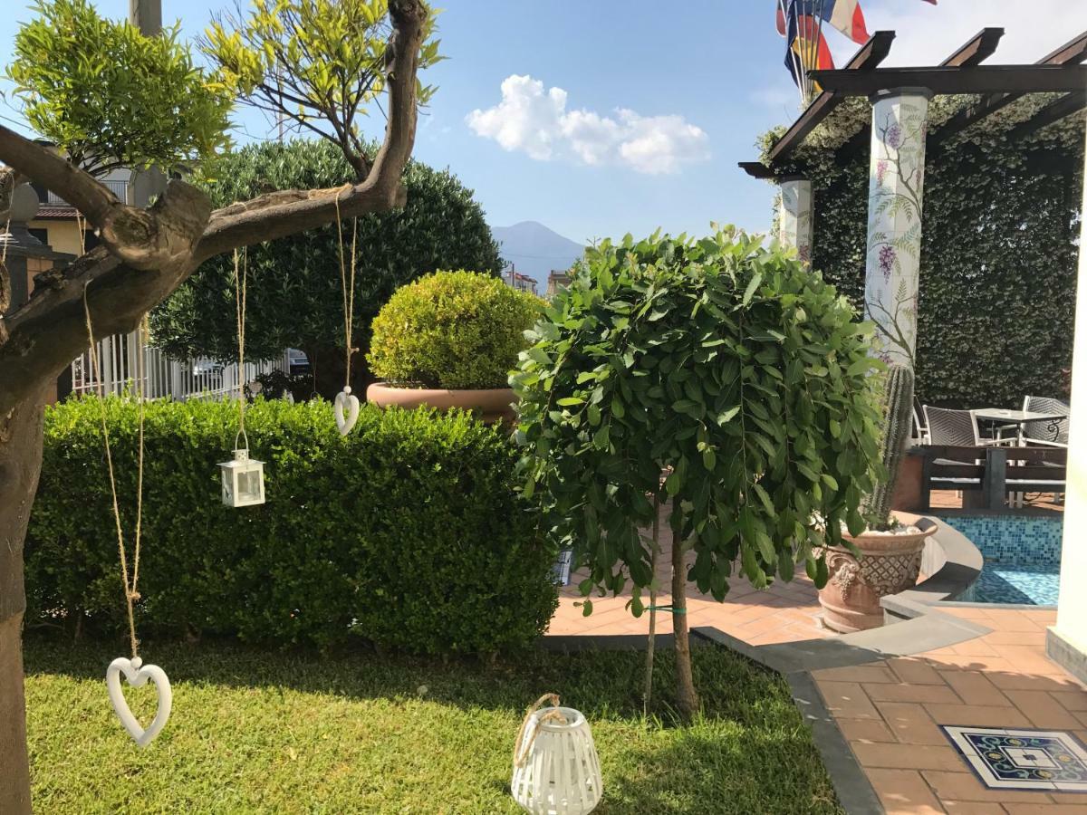 Costa Hotel Pompei Bagian luar foto