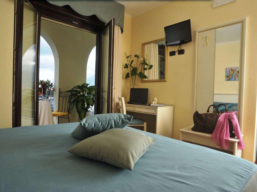 Costa Hotel Pompei Ruang foto